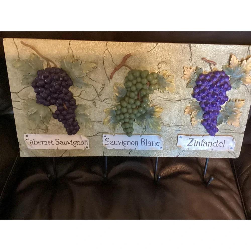 Wine Vineyard Wall Hanging Decor w/ 4 Hooks-Cabernet, Sauvignon,‎ Zinfandel-3D